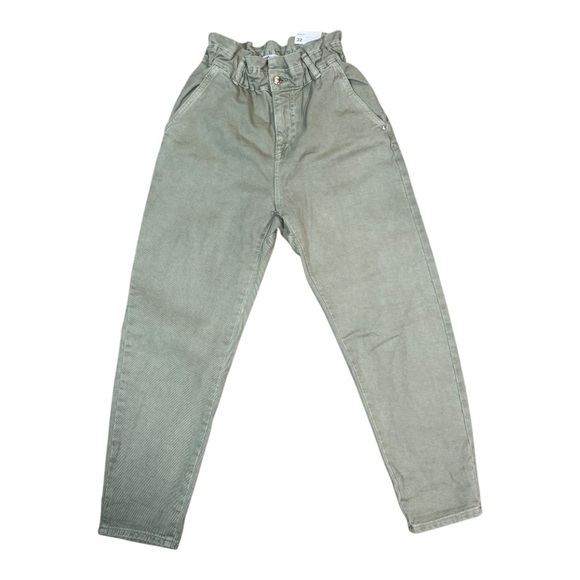 Zara Pants - ZARA Baggy Fit Paperbag Waist Carrot Leg Pants Green Size 0 NWT